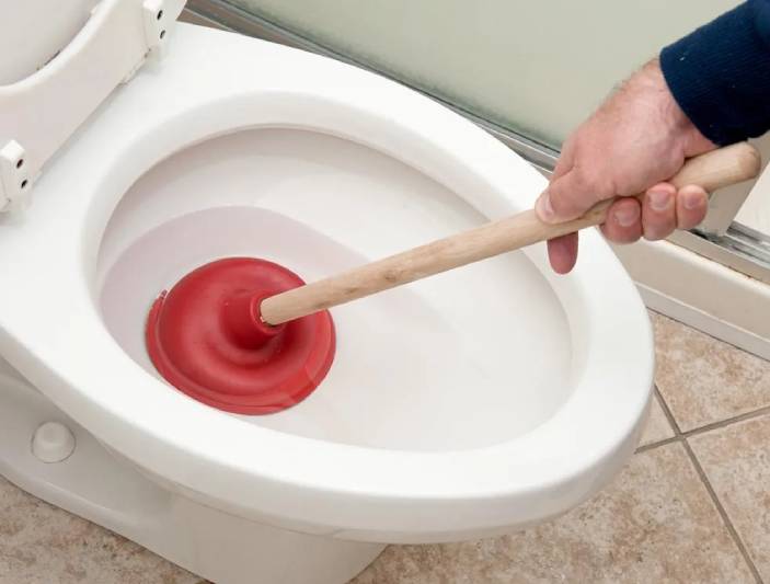  Toilet pot blockage removal 